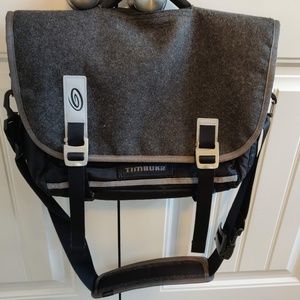 Timbuk2 Command TSA Laptop Messenger Bag in Small